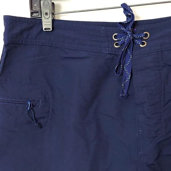 Patagonia Navy Blue Board Shorts Sz 36 - Picture 4 of 7